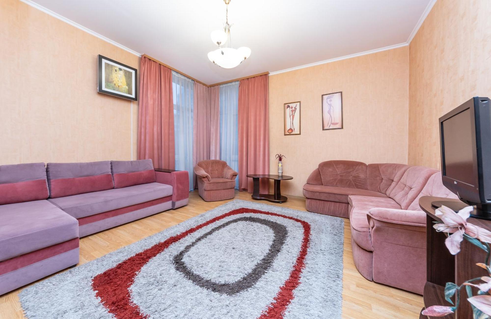 Apartments In The Center Of Pechersk 基輔 外观 照片