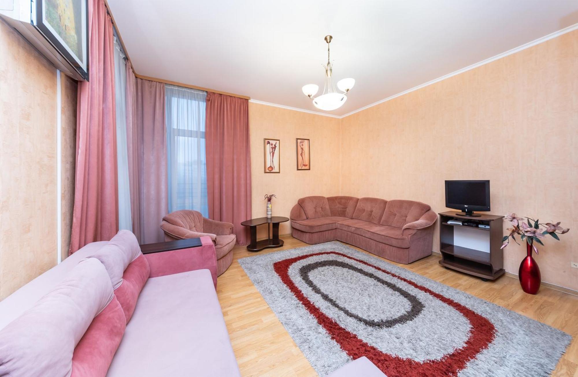 Apartments In The Center Of Pechersk 基輔 外观 照片